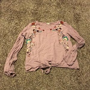 Semi cropped long sleeve